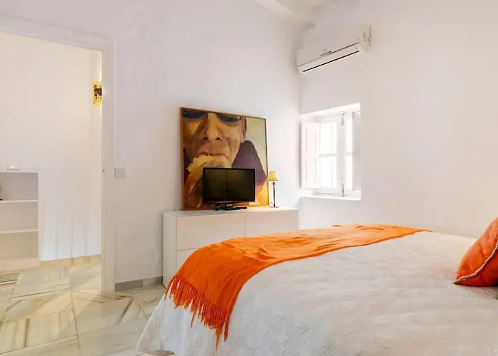 Linda Casita En El Casco Antiguo De Marbella